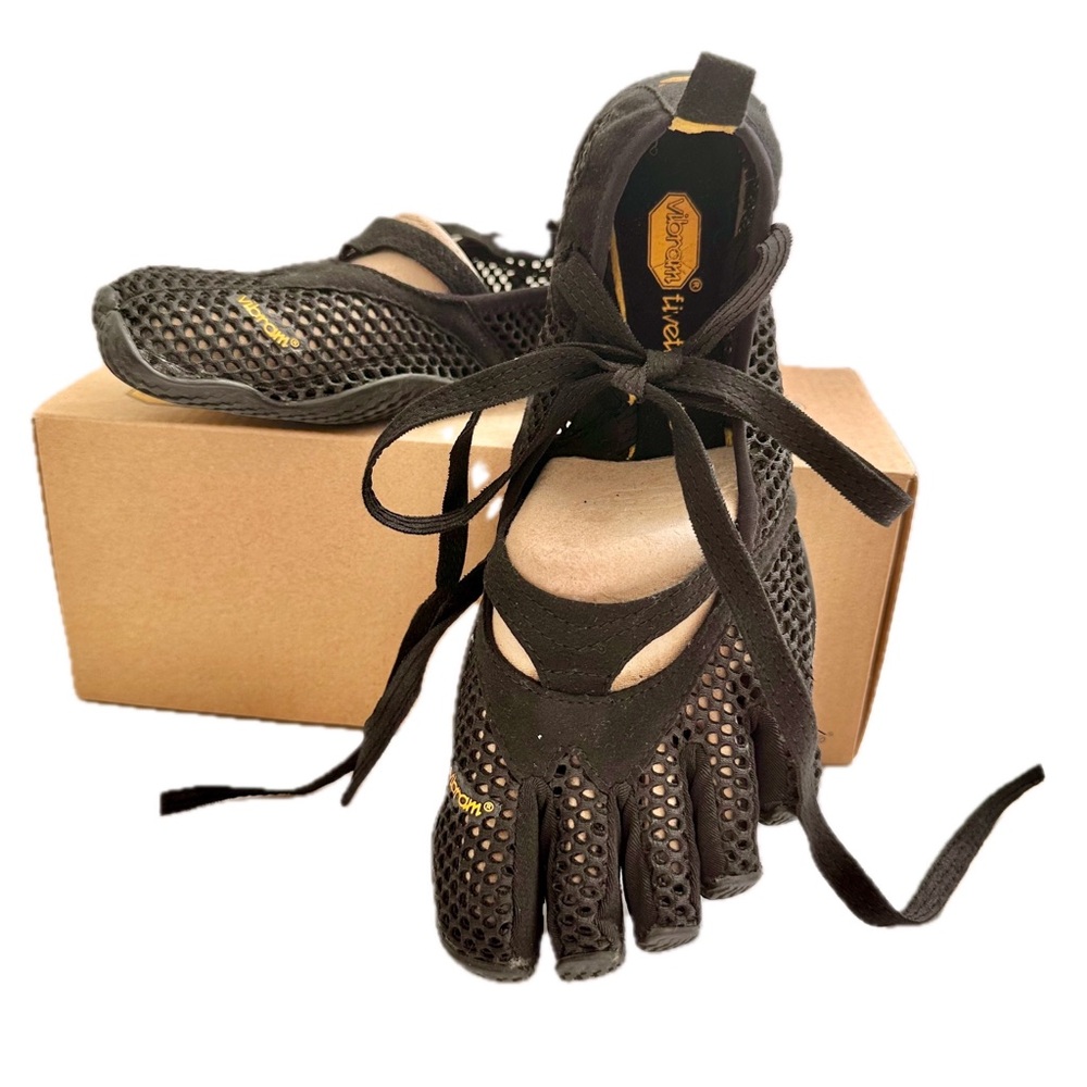 Vibram FiveFingers Athletic Barefoot Shoes Sz 40 (8.5)